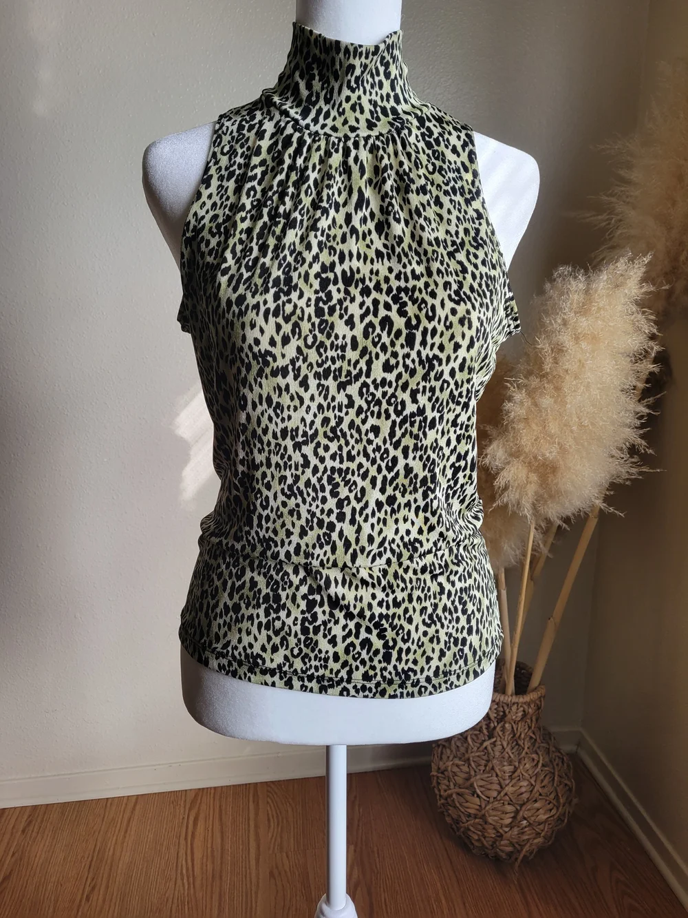 VTG Y2K 2000s Sleeveless Top Small Leopard Mockneck Grunge Edgy Animal Print